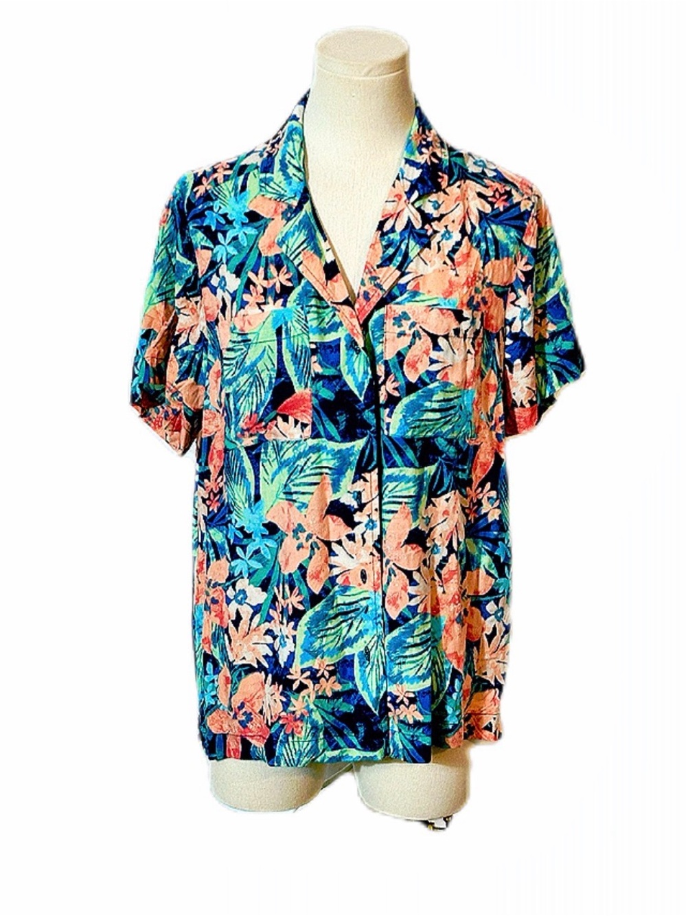 Jessica Simpson Tropical Print Top short-sleeve, button-up women’s size M (G62)